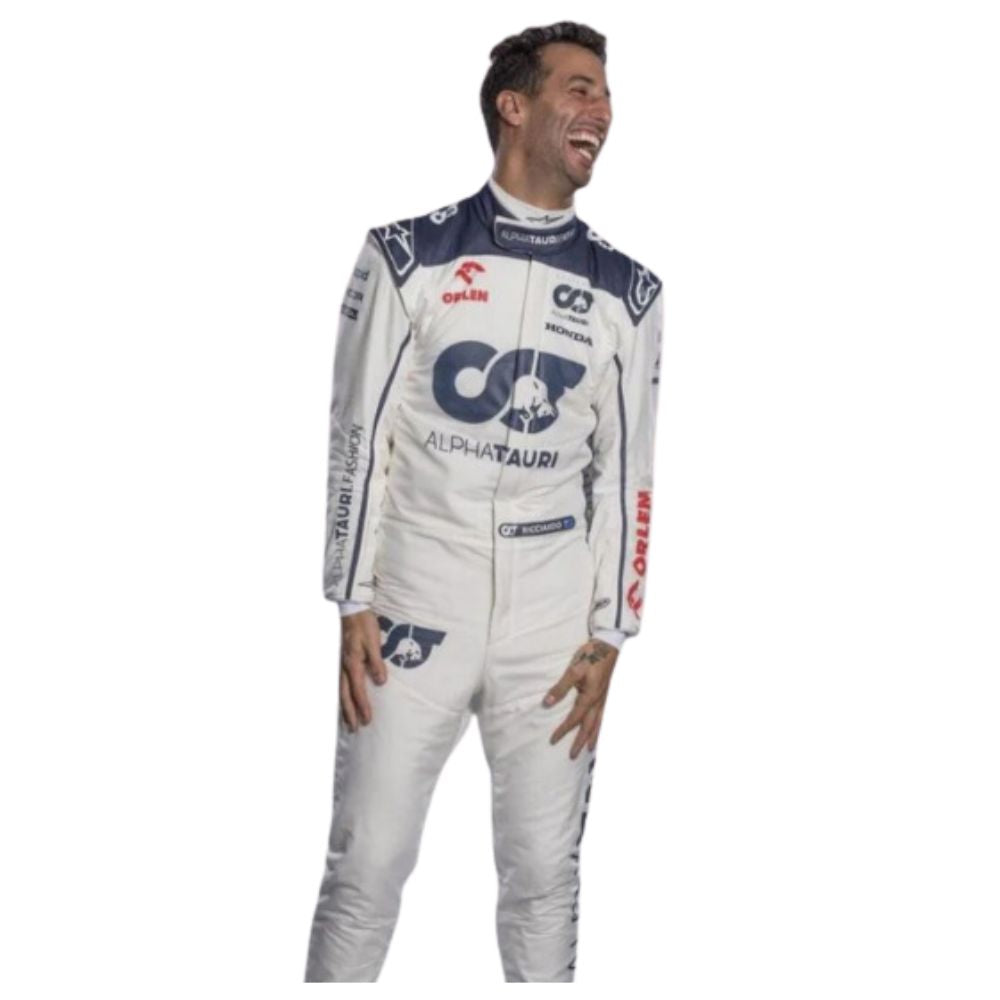 Réplique du costume F1 Daniel Ricciardo AlphaTauri 2023